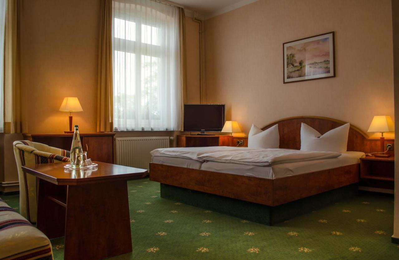 Hotel Meereswelle - Anno 1875 Херингсдорф Екстериор снимка